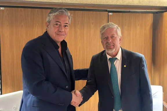 Figueroa firma acuerdo para exportar gas a Brasil y potenciar el sector energético.