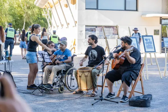 El Festival en el Río reforzó el compromiso con los derechos de las personas con discapacidad.