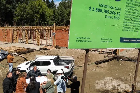 Figueroa revisa las obras educativas en San Martín de los Andes