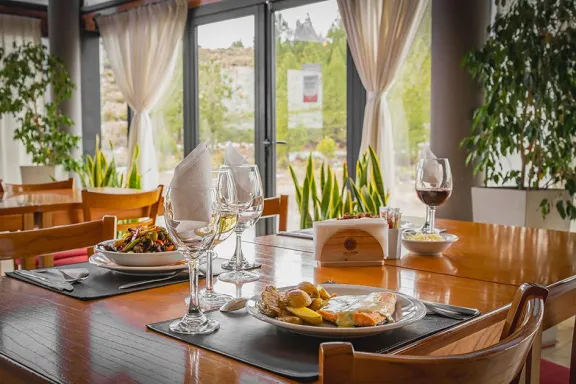 Descubrí Alto Neuquén: el destino ideal para disfrutar del verano.