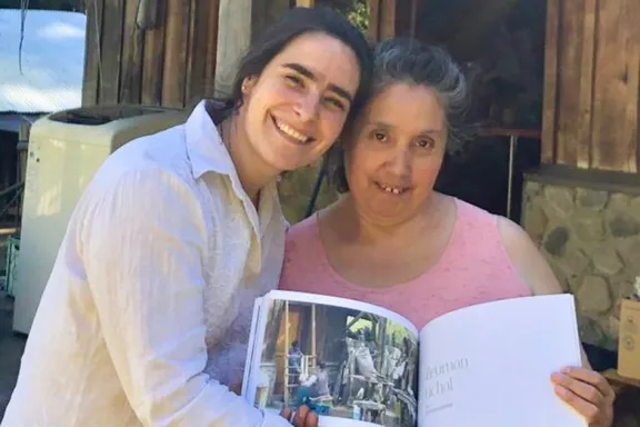 Hilando luz: cómo un crédito impulsó una propuesta artística y cultural innovadora