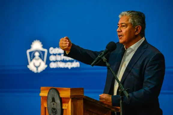 La provincia acordó salarios anticipados para asegurar el inicio de clases 2026.