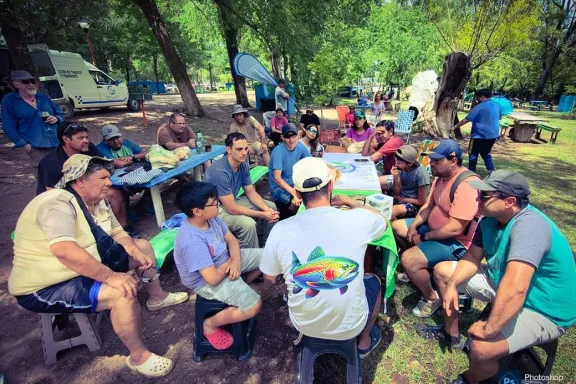 Loncopué albergará una clínica de pesca con mosca para aficionados y principiantes.