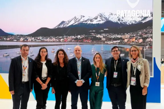 La provincia participó en la Feria de Turismo de Madrid para atraer visitantes.