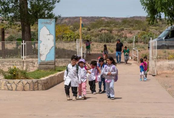 Estudiantes refuerzan tradiciones, producción local y uso de herramientas digitales.