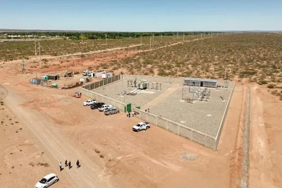 Finaliza la ampliación del suministro eléctrico en Senillosa este mes.