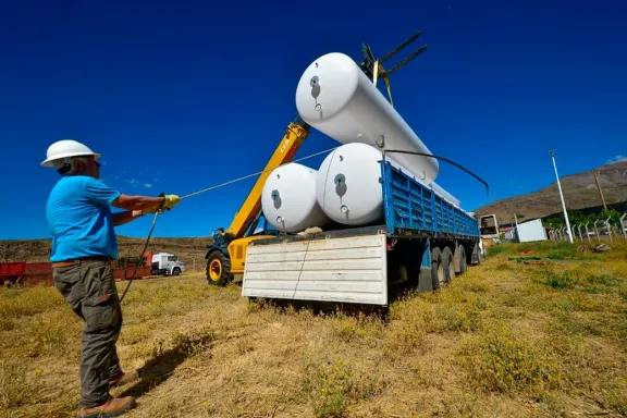 La Provincia traslada la planta de GLP a Moquehue para optimizar servicios de gas.