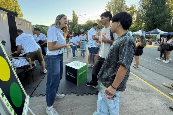 Emplea Neuquén regresa al río con nuevas oportunidades laborales para el verano