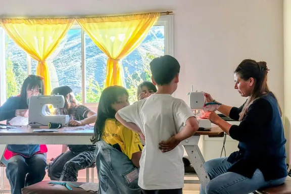 La escuela 51 invita a la comunidad de Pilo Lil a participar en sus propuestas innovadoras.