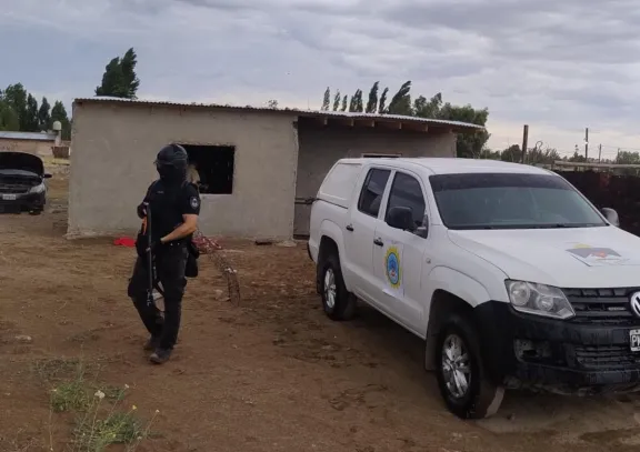 Desmantelan una red de narcotráfico en la Comarca: secuestran cocaína y marihuana.