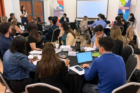 El Gabinete Joven se enfoca en promover la salud integral para los jóvenes.