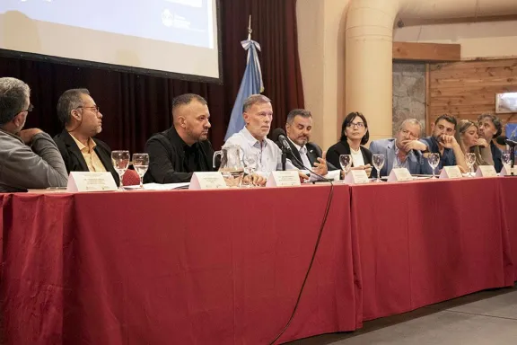 Defensorías del Pueblo y COPADE se unen para desarrollar la “Visión Neuquén 2050”.