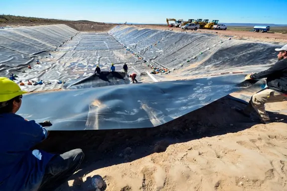 La provincia finalizará la obra de saneamiento más importante de la historia en Zapala.