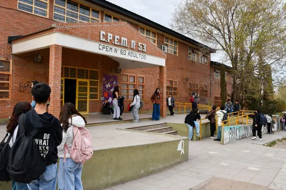 Plan Fines: Más de 2,000 jóvenes se inscribieron este año