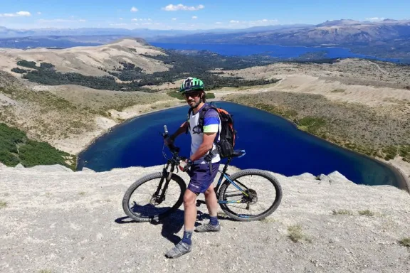 Diego: de viajero a líder del cicloturismo en Neuquén.