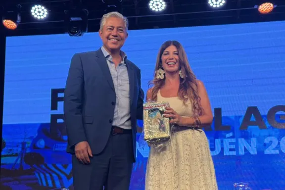 Figueroa resaltó el papel clave de la mujer neuquina en el desarrollo regional.