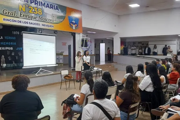 Comenzaron las clases de la Tecnicatura en Seguridad e Higiene Laboral en Argentina.