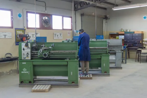 FinesTec: más de 1.200 estudiantes se inscribieron en el programa de terminalidad educativa.