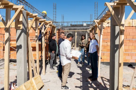 Provincia lanza el Dispositivo de Inclusión Habitacional en Cutral Co para mejorar el acceso a viviendas.