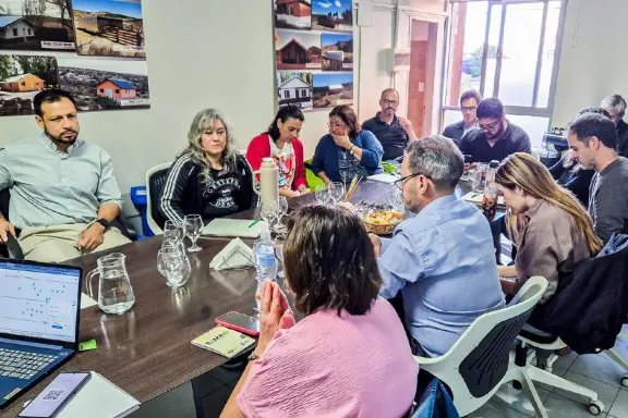 Provincia impulsa el trabajo conjunto con organizaciones comunitarias