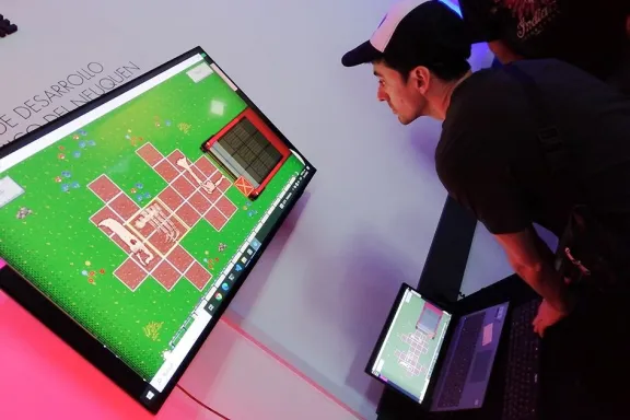 Neuquén promueve la creación de videojuegos con capacitaciones y una Game Jam para jóvenes desarrolladores.