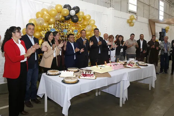 Sauzal Bonito cumple 37 años y presenta nuevos proyectos para crecer.