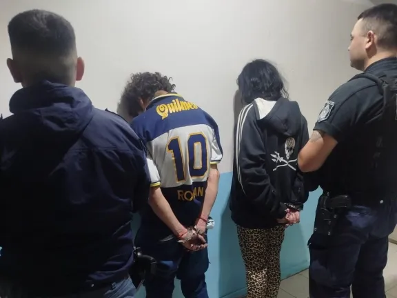 Detienen a una pareja en una nueva acción contra el narcotráfico en Argentina.