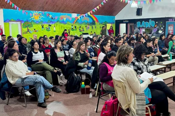 Docentes reciben formación para crear aulas inclusivas en todo el país.