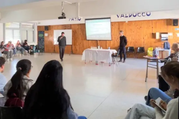 Ministerio de Seguridad refuerza la prevención en escuelas.