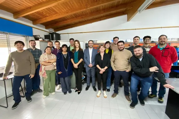 Especialista francesa brindó capacitación en automatización y eficiencia energética.