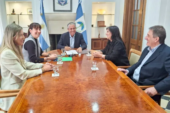 GyP destina más de 3 mil millones de pesos al Programa de Becas Gregorio Álvarez.