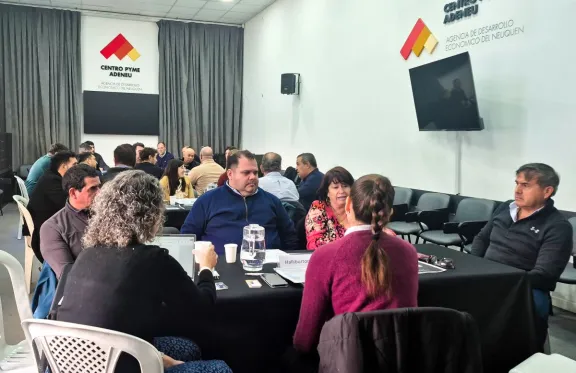 Más de 100 pymes neuquinas participaron en exitosas rondas de negocios.