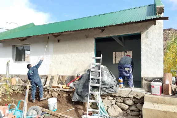 El EPEN impulsa nuevas obras y proyectos edilicios en Alto Neuquén.