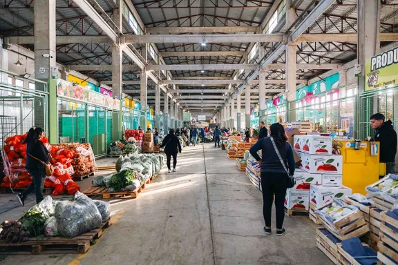 Convocatoria hasta el 8 de junio para trabajar en el Mercado Concentrador. No te la pierdas.