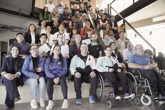 Aportes a deportistas y organizaciones de Neuquén mediante el Programa “Alentando el Deporte”