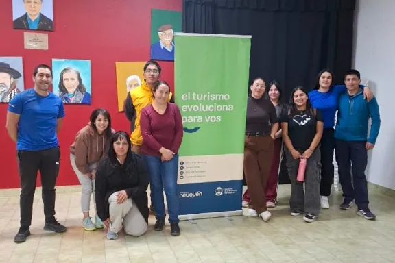 El Alto Neuquén refuerza sus capacitaciones para la temporada invernal.