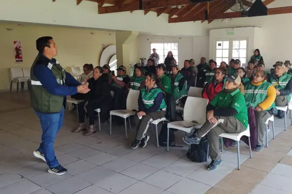 Agentes de prevención reciben capacitación en normativa y seguridad vial