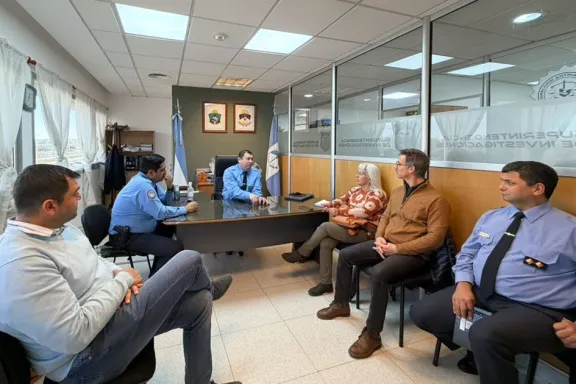 Más de 160 docentes se capacitan en el Programa Pre-vida.