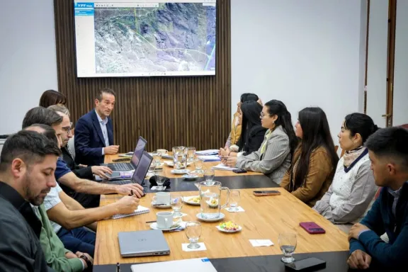 Avanza la Consulta Previa del Bloque Lanor II con la Comunidad Paynemil en Argentina.