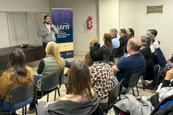 El ISSN lanzó “Redes para la Vida”: un programa sobre prevención del suicidio y autolesiones.