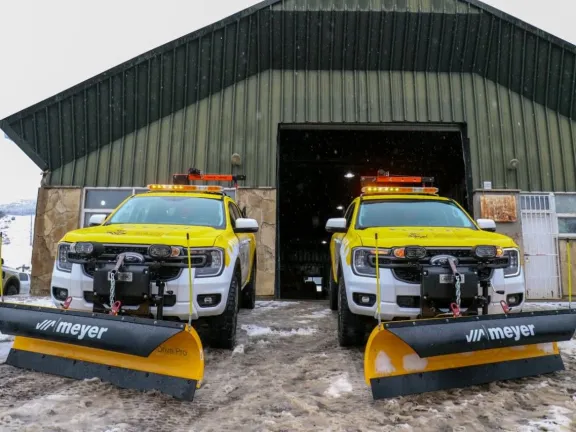 La Provincia suma nuevas camionetas para enfrentar el invierno.