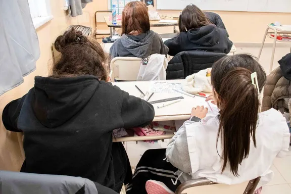 Aprobadas nuevas duplas pedagógicas en 12 escuelas primarias.