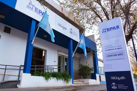 El sábado habrá cortes en el suministro de agua potable en el Este de la Capital.