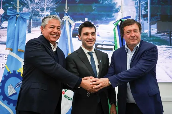 Figueroa: “Queremos llevar gas al mundo, comenzando por rionegrinos y neuquinos”