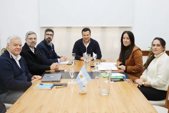 La provincia y municipios presentan la situación actual de los pasos fronterizos.