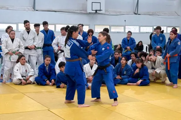 Paula Pareto destaca el apoyo de Neuquén a los deportistas olímpicos.