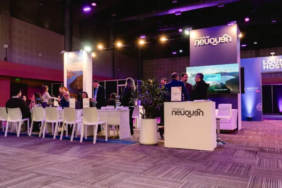 Neuquén se destaca como un destino clave para congresos y eventos de turismo de reuniones.