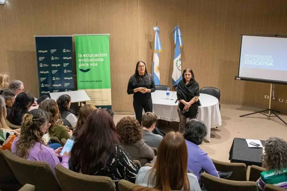 Neuquén lanzó “Argentinos por la Educación” para mostrar el impacto de su histórica inversión educativa.