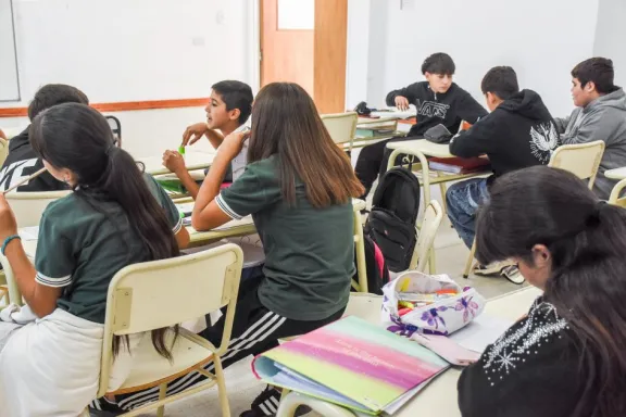 La Educación Secundaria en Neuquén diversifica su oferta académica y profesional.