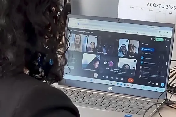 Éxito total en la nueva jornada de Oportunidades Digitales para jóvenes emprendedores.